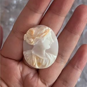 Vintage cameo